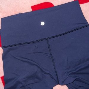 Lululemon under wonders